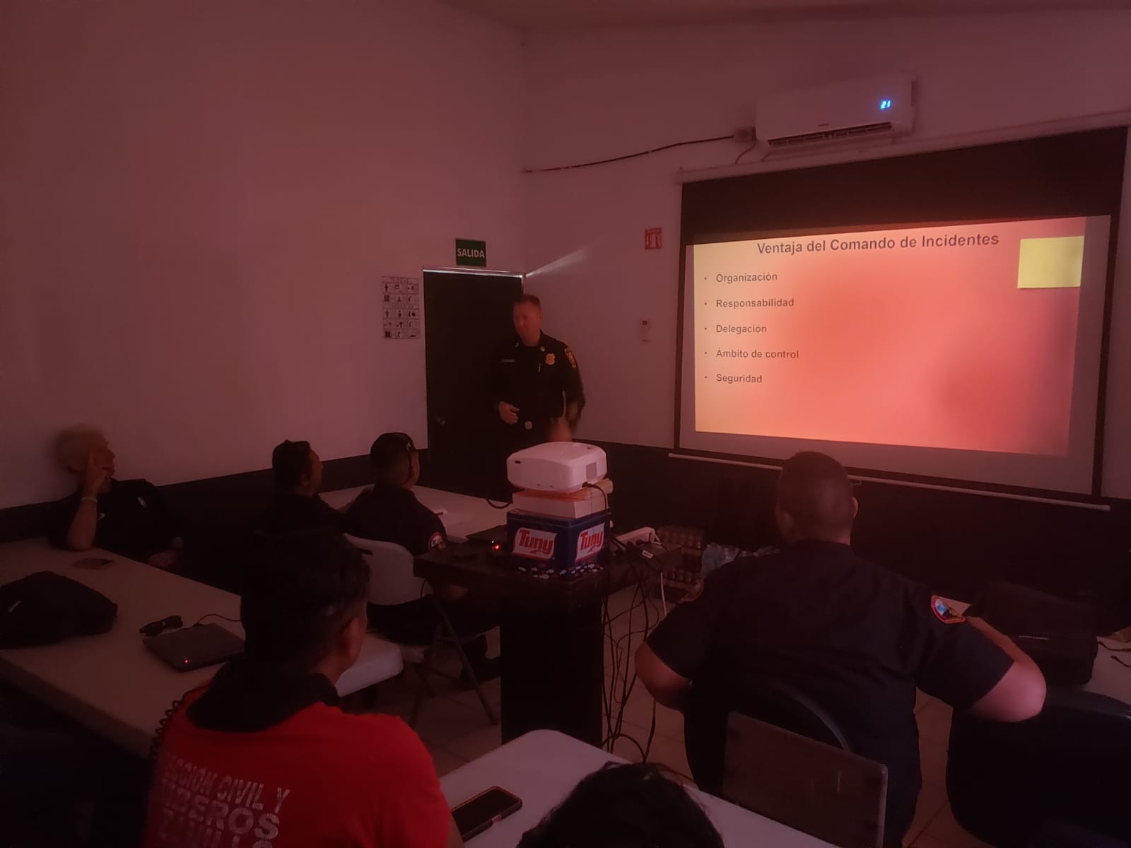 Ejercicios prácticos comando de incidente